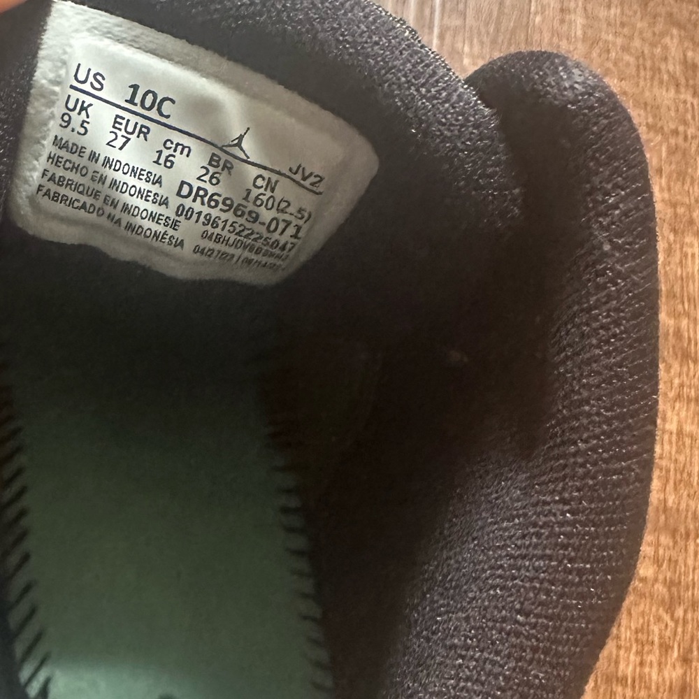 Jordan 1 - Picture 4 of 6